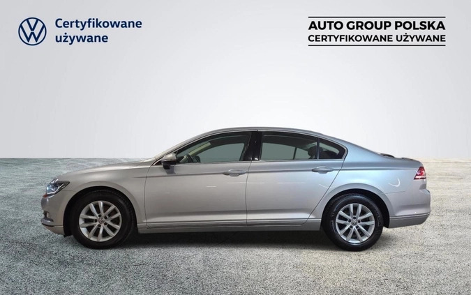 Volkswagen Passat cena 72500 przebieg: 138444, rok produkcji 2019 z Orzysz małe 379